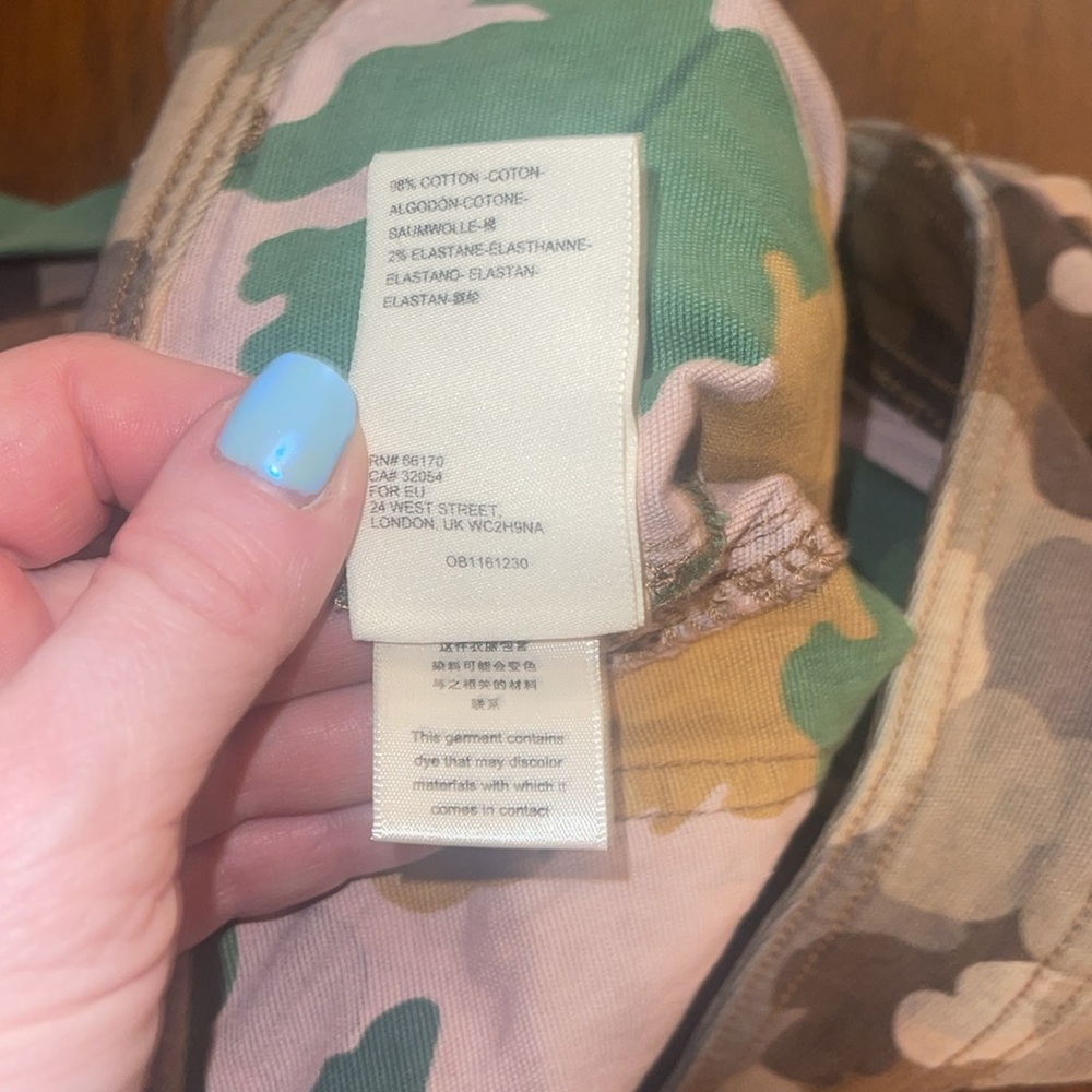 Anthropologie Wanderer Camo Utility Shorts. US 29. NWT. - Picture 8 of 8